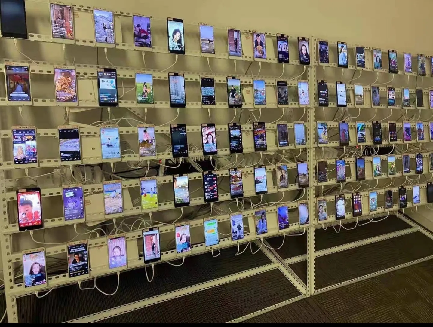 『高端精品』外面收费998AI智能抖音抢红包福袋脚本，防风控单机一天10+『智能脚本+使用教程』_抖汇吧